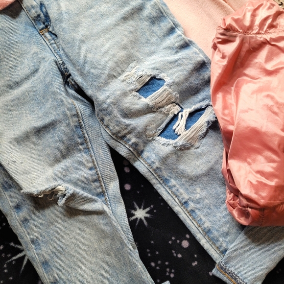 3t Bundle - Picture 5 of 11